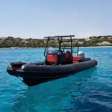 BOAT&BREAKFAST LUCRETIA, LUXURY yacht Hotel Arbatax Bagian luar foto